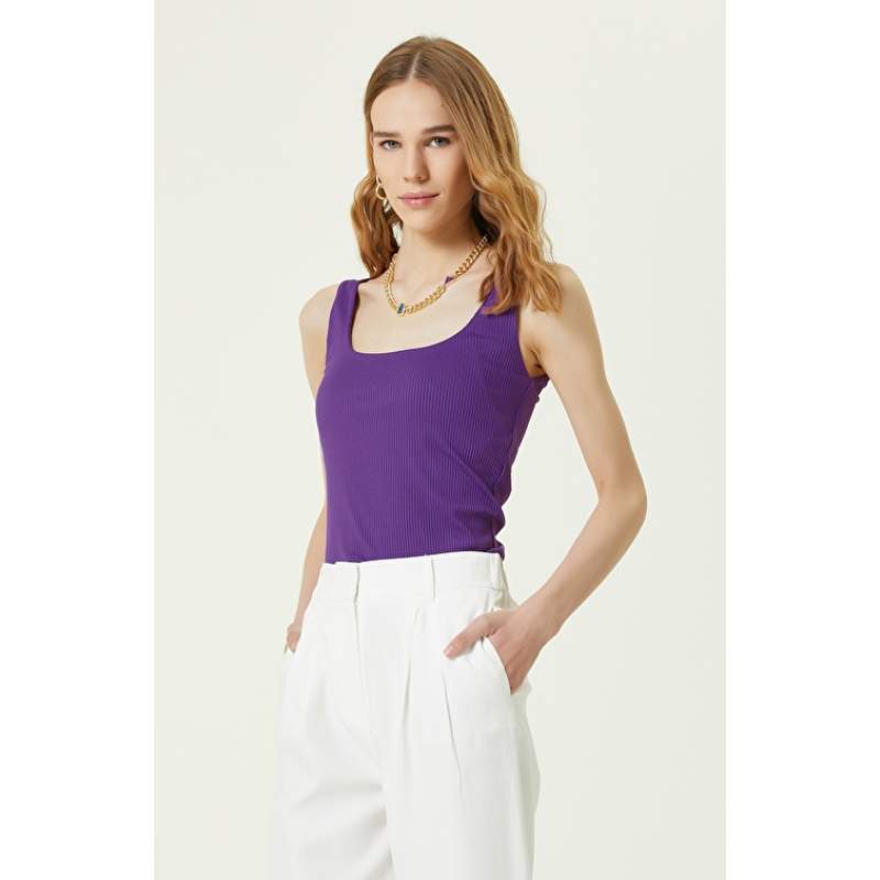 Purple T-shirt Purple T-shirt