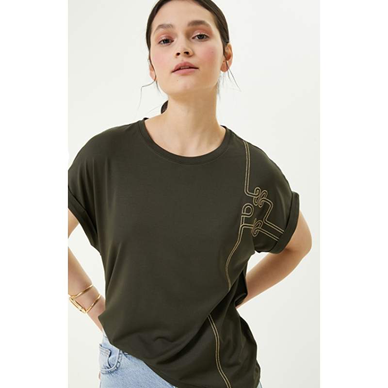 Khaki Embroidered Short Sleeve T-shirt Khaki Embroidered Short Sleeve T-shirt