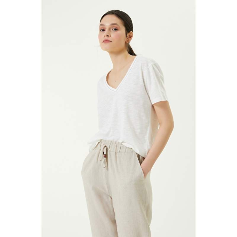 Ecru V Neck Short Sleeve Tshirt Ecru V Neck Short Sleeve Tshirt