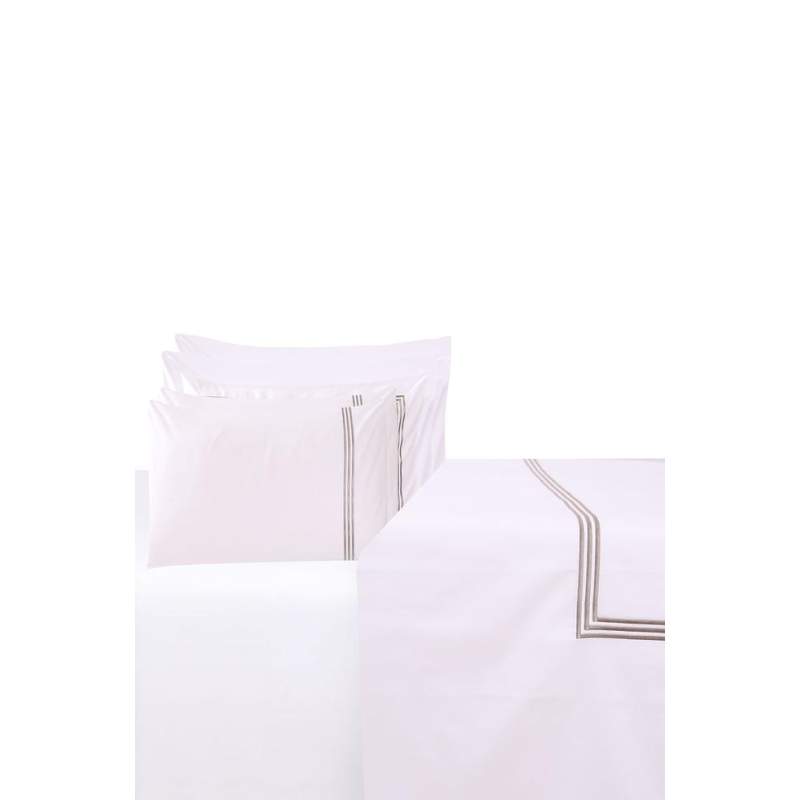 VAKKO THREE ROW PIKO BEdding SET