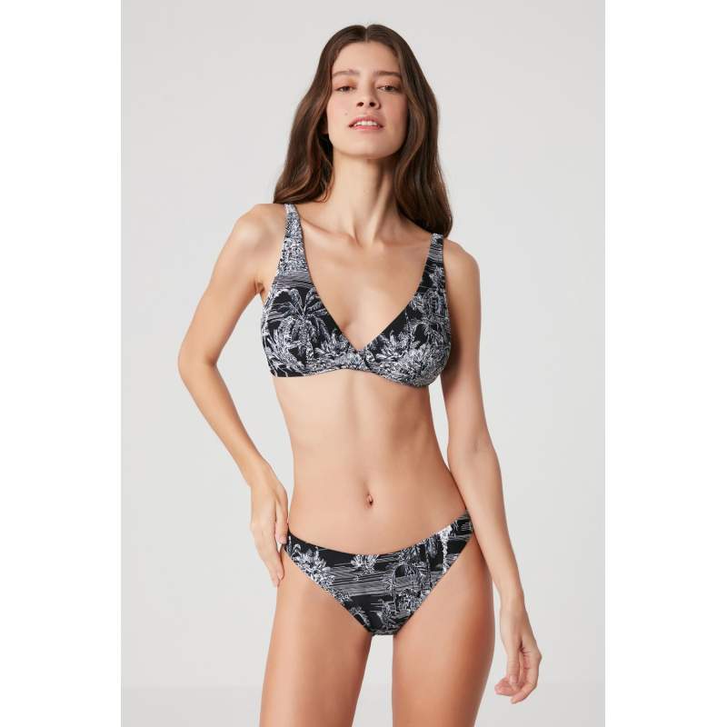 Hil Pattern V Cut Bottom Bikini Hil Pattern V Cut Bottom Bikini