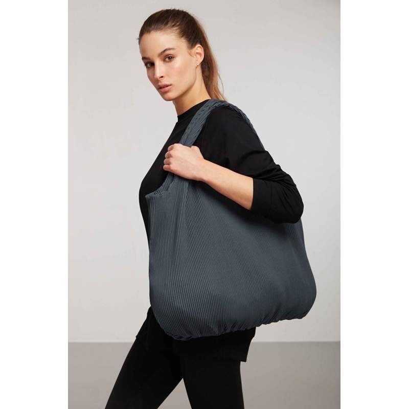 Melissa Pleated Plain Color Bag