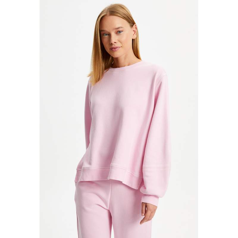 Vera Long Sleeve Sweatshirt Vera Long Sleeve Sweatshirt