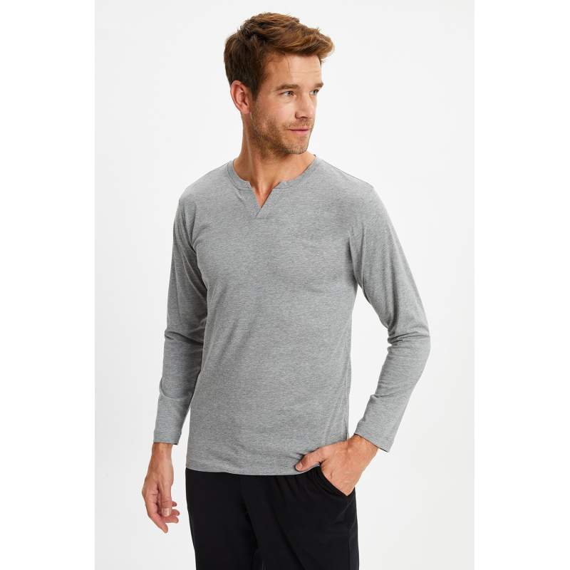 Newton V-Neck Detailed Basic Men's Top