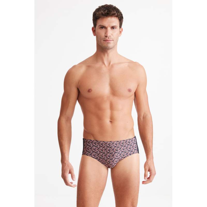 Flag Patterned Knee Piece Sprint Swimsuit