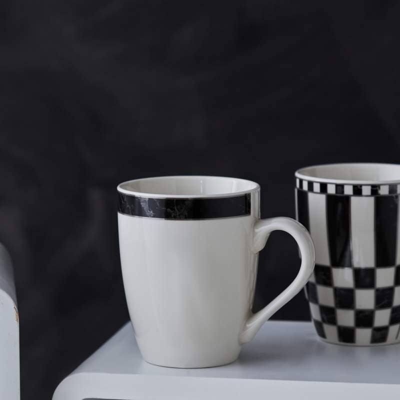 Karaca Checkered Porcelain Mug 320 ml