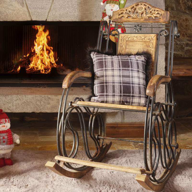 Karaca Home Black-White Plaid Feather Pillow 45 cm x 45 cm Karaca Home Black-White Plaid Feather Pillow 45 cm x 45 cm