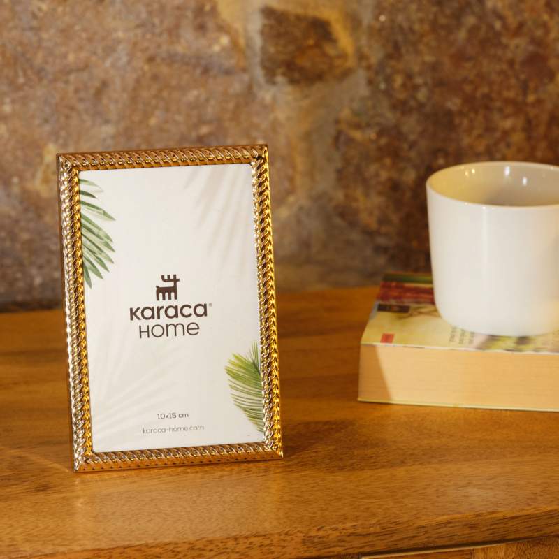Karaca Home Lola Photo Frame Gold 10x15 cm