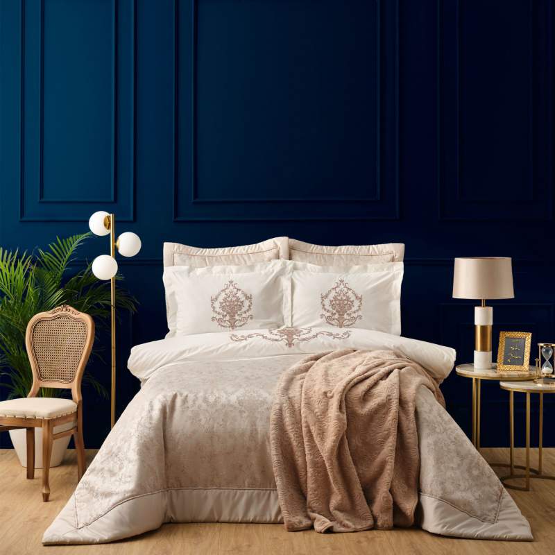 Karaca Home Laya Gold 8 Piece Dowery Set Karaca Home Laya Gold 8 Piece Dowery Set