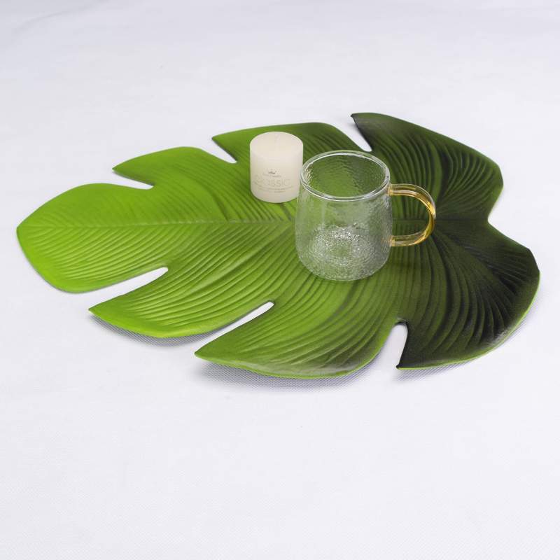 Karaca Home Leaf Placemat Set of 2 Karaca Home Leaf Placemat Set of 2