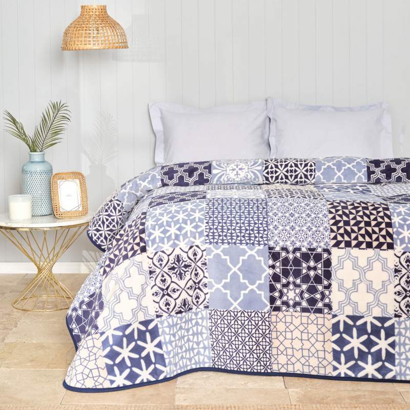 Karaca Home Calve Indigo Double Spanish Blanket Karaca Home Calve Indigo Double Spanish Blanket