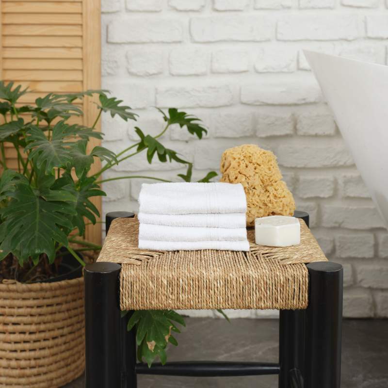 Timeless Maren White Set of 4 Guest Towels