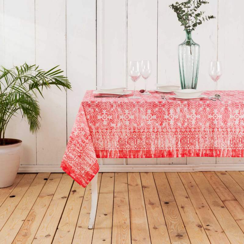 Karaca Home Despina Fuchsia Printed Table Cloth 150 cm x 240 cm Karaca Home Despina Fuchsia Printed Table Cloth 150 cm x 240 cm