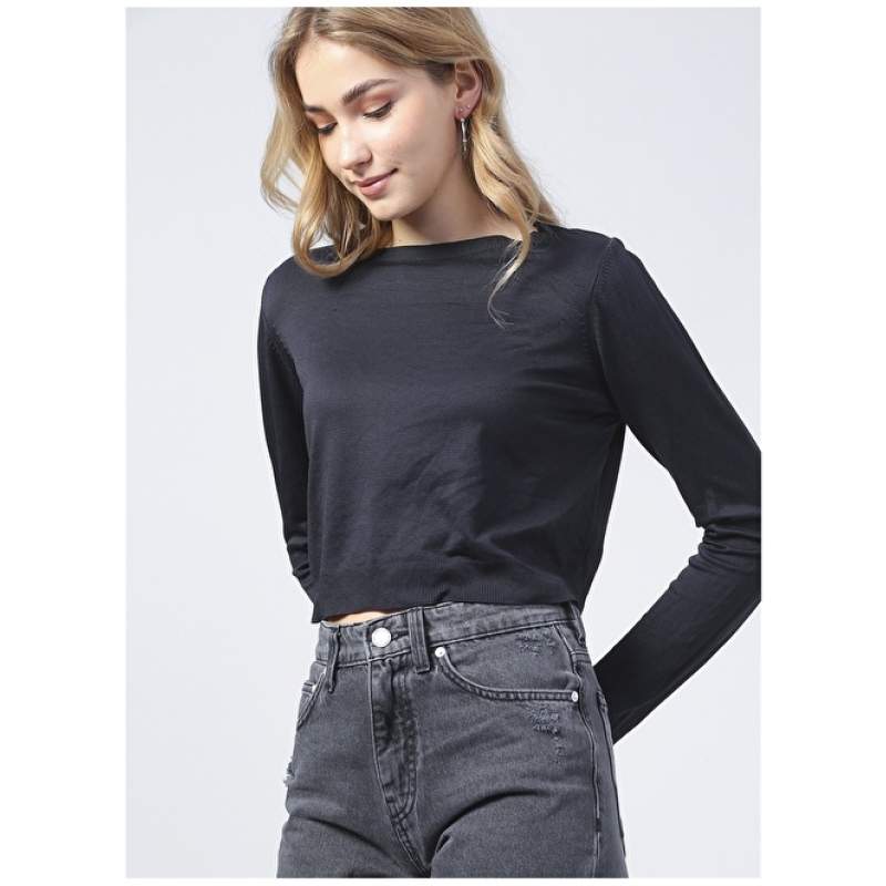 Factory Crew Neck Basic Plain Black Women's Crop Sweater - 21702