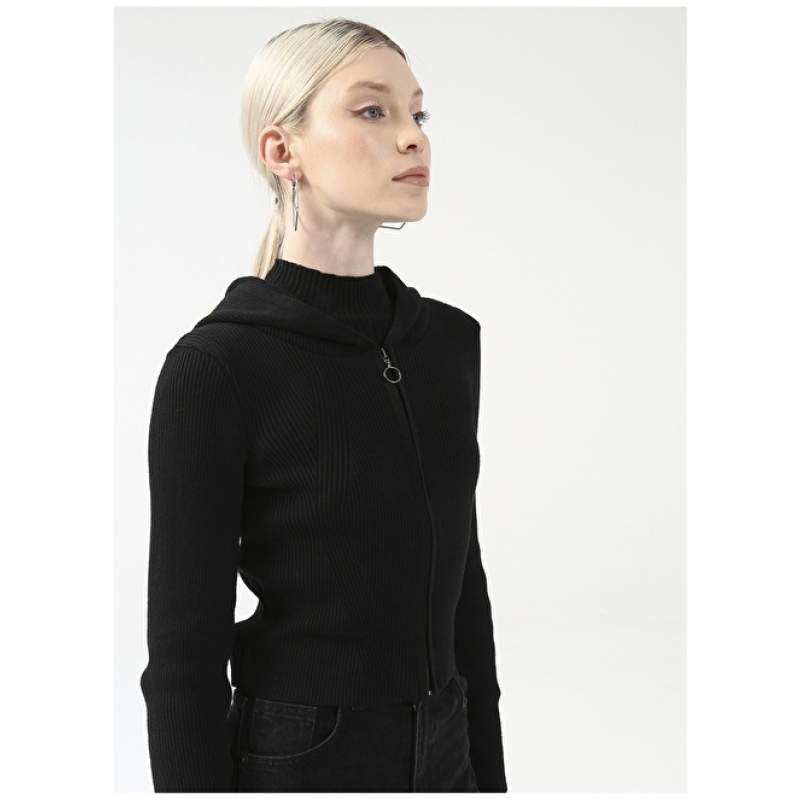 Factory Black Women Cardigan KARTE