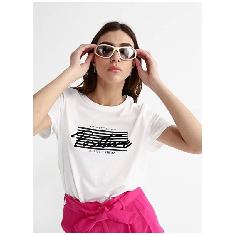 Factory Crew Neck Printed White Women's T-Shirt TREZZA