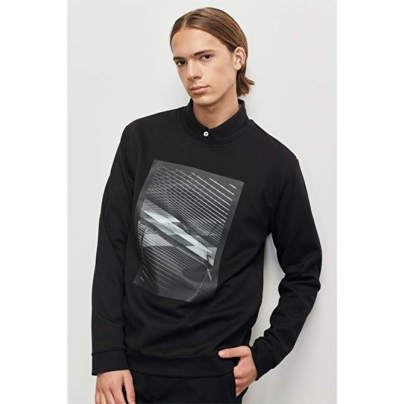 Standard Fit Bicycle Collar Picture Printed Sweatshirt
