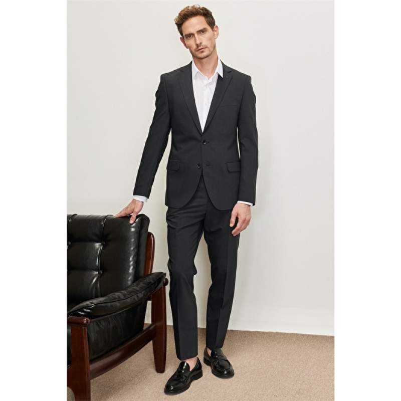 Slim Fit Mono Collar Check Wool Suit