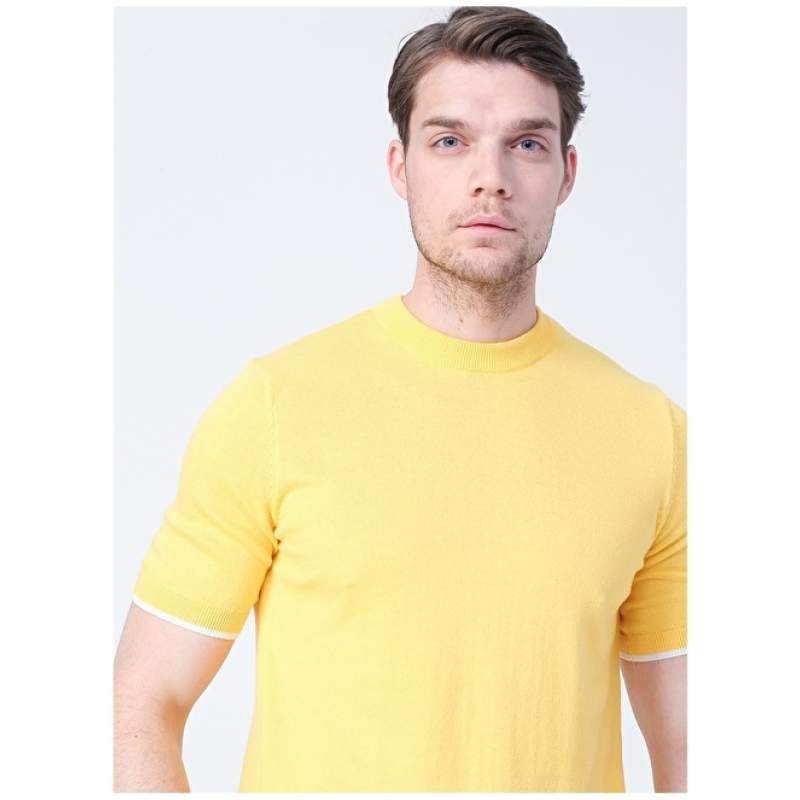 Factory Caesar O Neck Basic Plain Yellow Men's Sweater