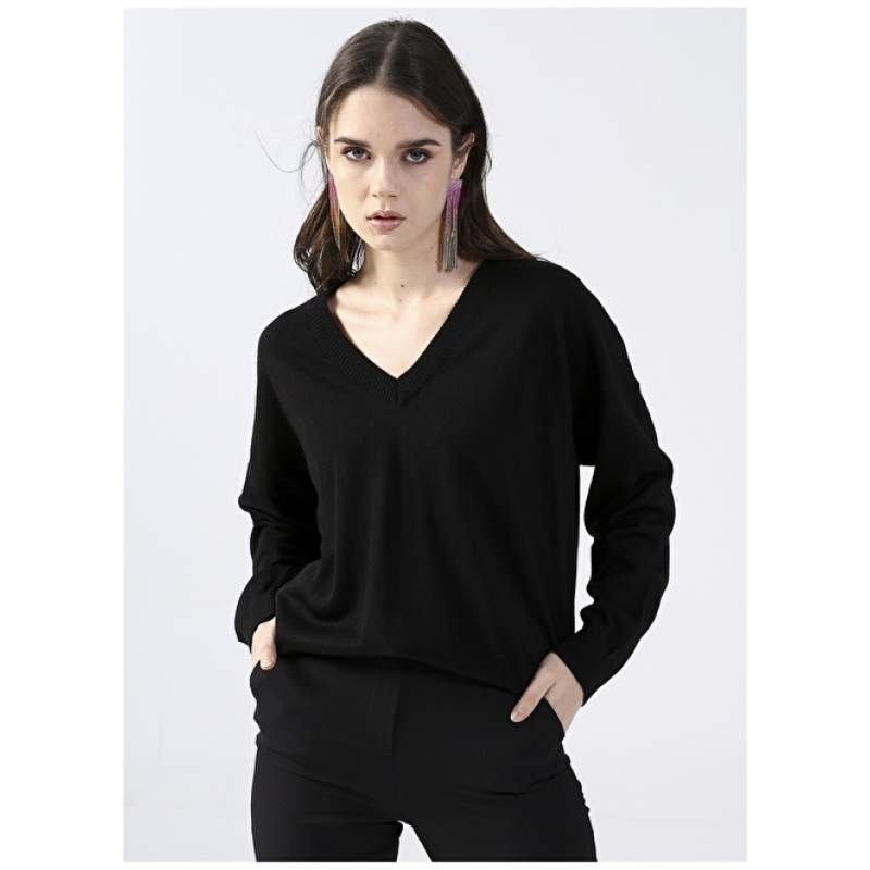 Factory V-Neck Plain Black Women's Sweater POOLL
