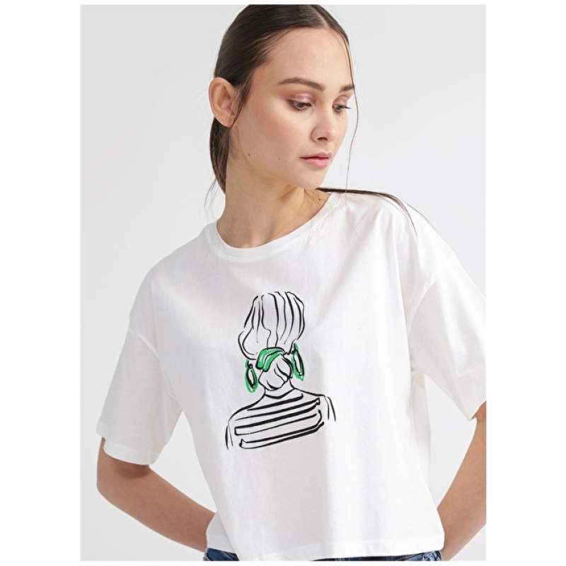 Factory Crew Neck Printed White Women's T-Shirt BISHO