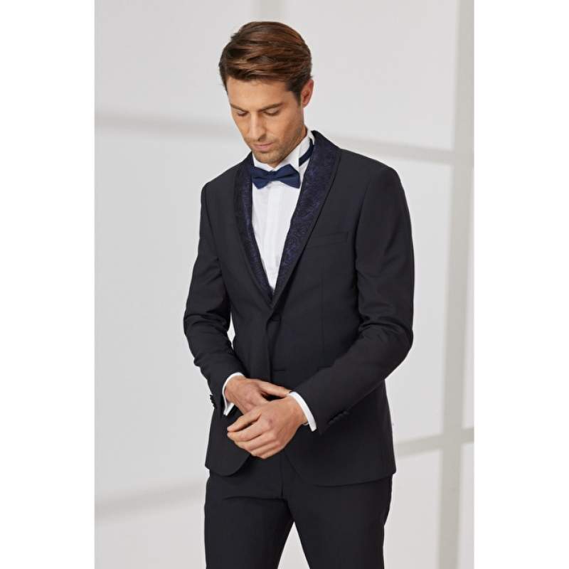 Slim Fit Shawl Collar Wool Tuxedo Suit