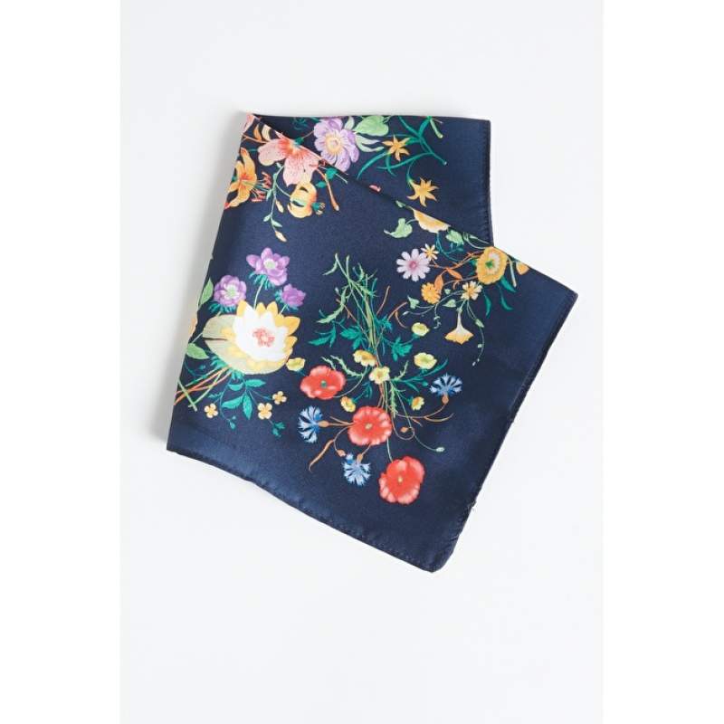 4A2923100011 Patterned Handkerchief