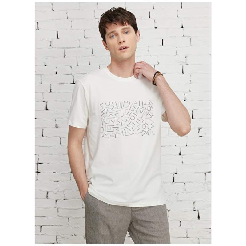 Altınyıldız Classics Crew Neck Ecru Men's T-Shirt 4A4823200054 Altınyıldız Classics Crew Neck Ecru Men's T-Shirt 4A4823200054