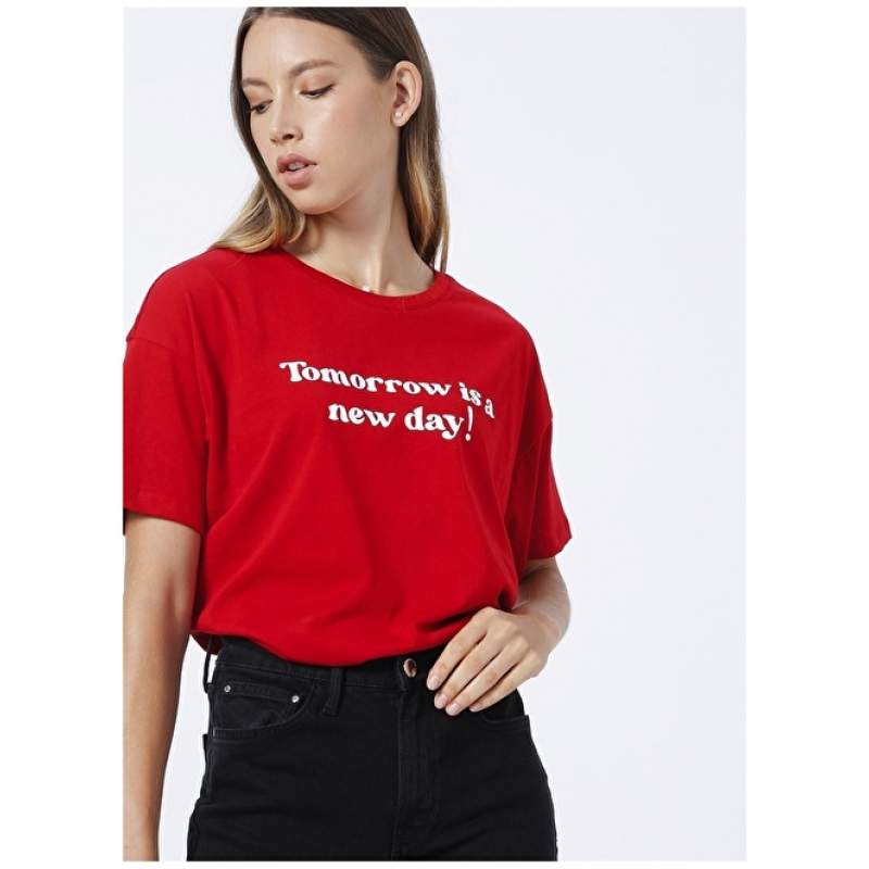 Factory Crew Neck Printed Red Women's T-Shirt LIBERA