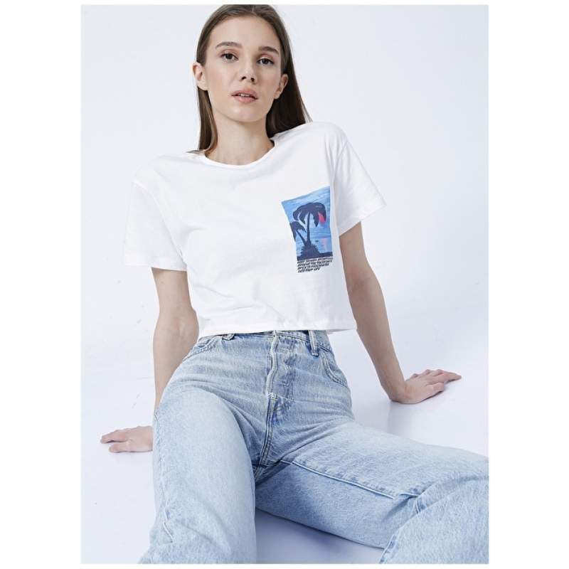 Factory Crew Neck Crop Printed White Women's T-Shirt - FOX