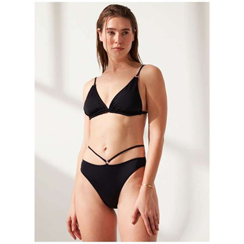 Factory Black Women Bikini Top 23-MARMA