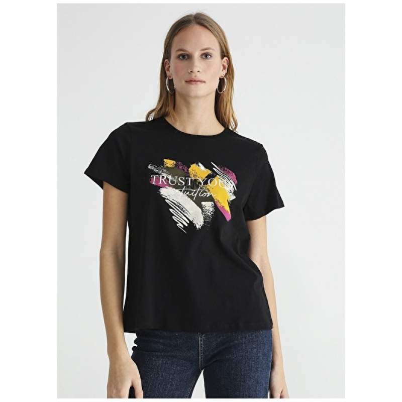 Factory Crew Neck Leafed Black Women's T-Shirt ISTANA