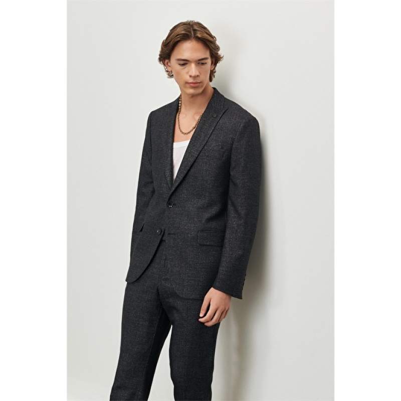 Slim Fit Dovetail Patterned Suit Slim Fit Dovetail Patterned Suit