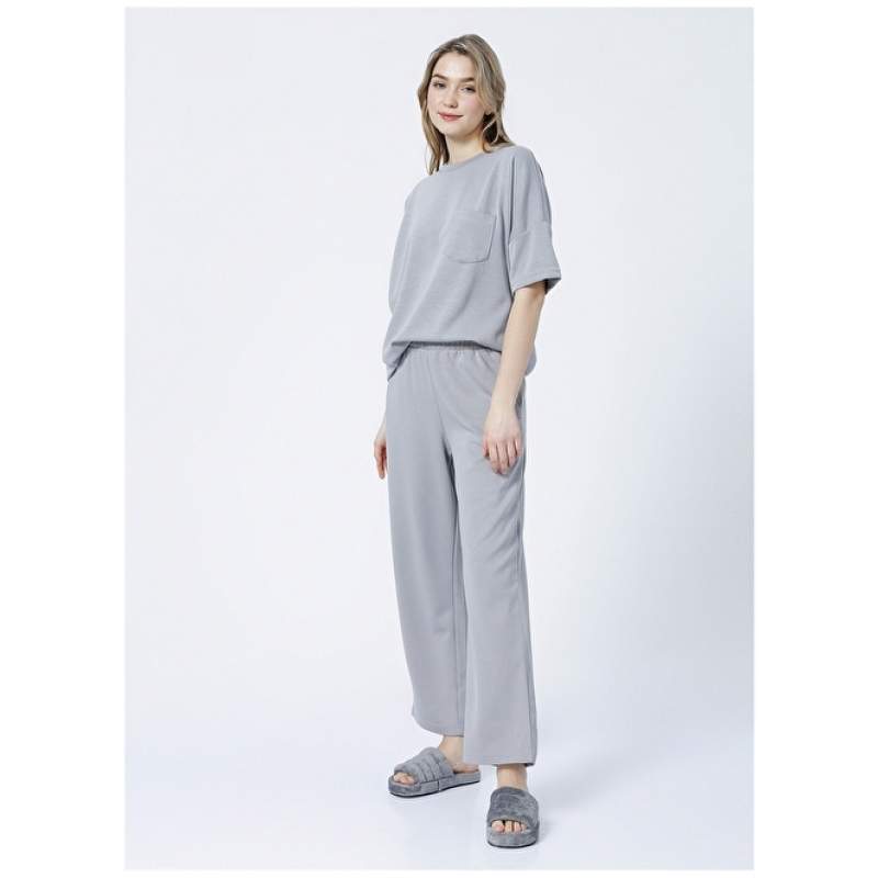 Factory Gray Women's Straight Wide Leg Sweatpants K-HW-21B11 Factory Gray Women's Straight Wide Leg Sweatpants K-HW-21B11