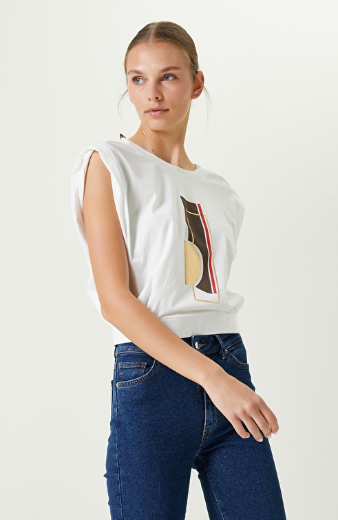 Ecru Printed Sleeveless Crop Tshirt