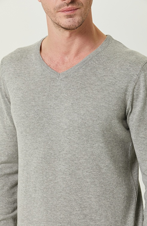 Gray Knitwear