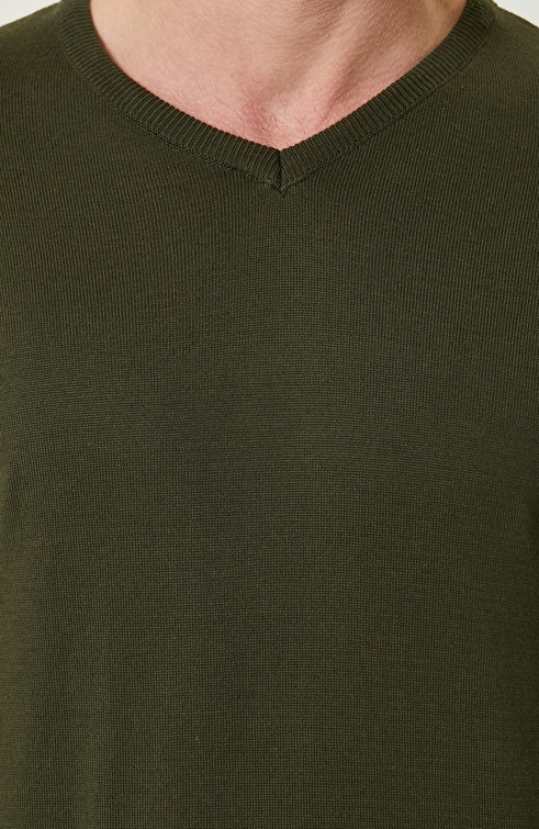 Khaki Knitwear