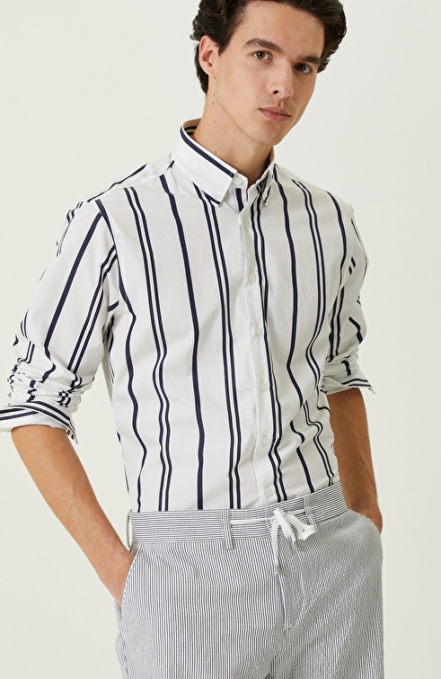 White Navy Blue Buttoned Collar Shirt