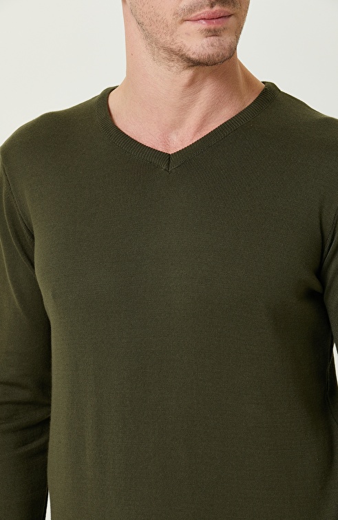 Khaki Knitwear