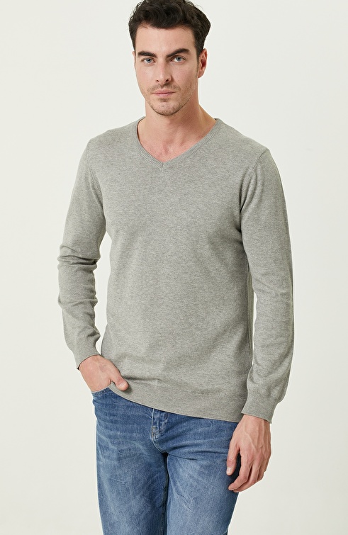 Gray Knitwear