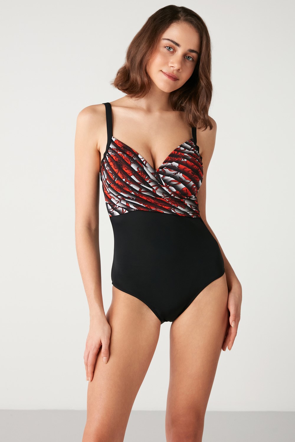 Raudona Extra Patterned Gathering Swimwear