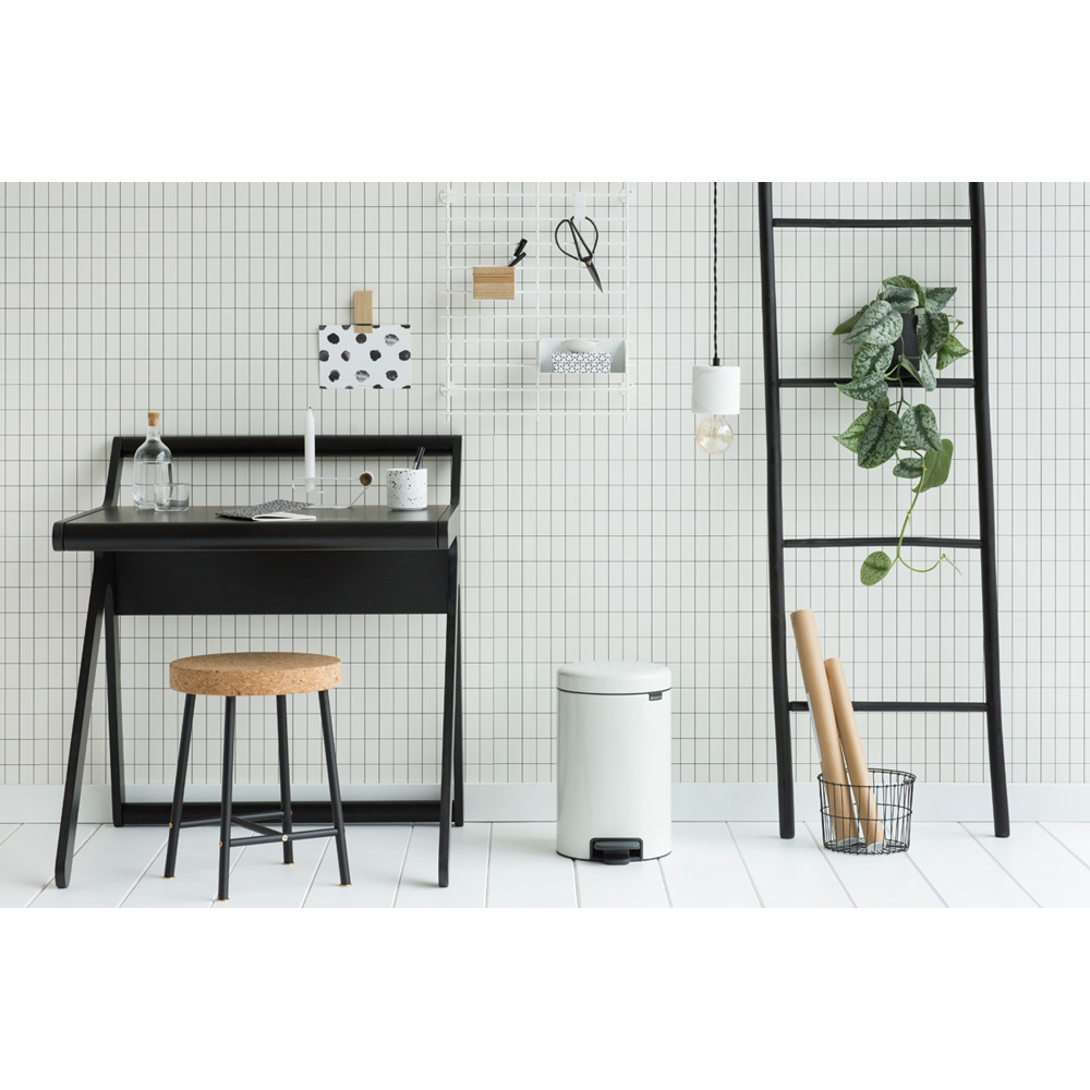 Brabantia Newicon 12 Lt White Pedal Trash Bin