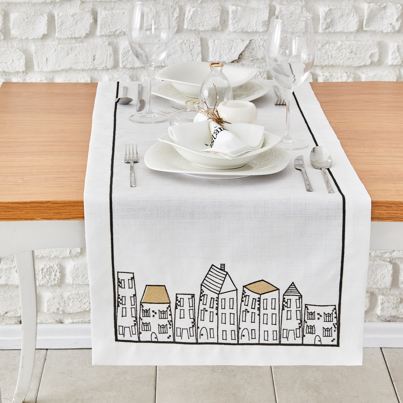 Karaca Home Galata Black Napkin Runner Set