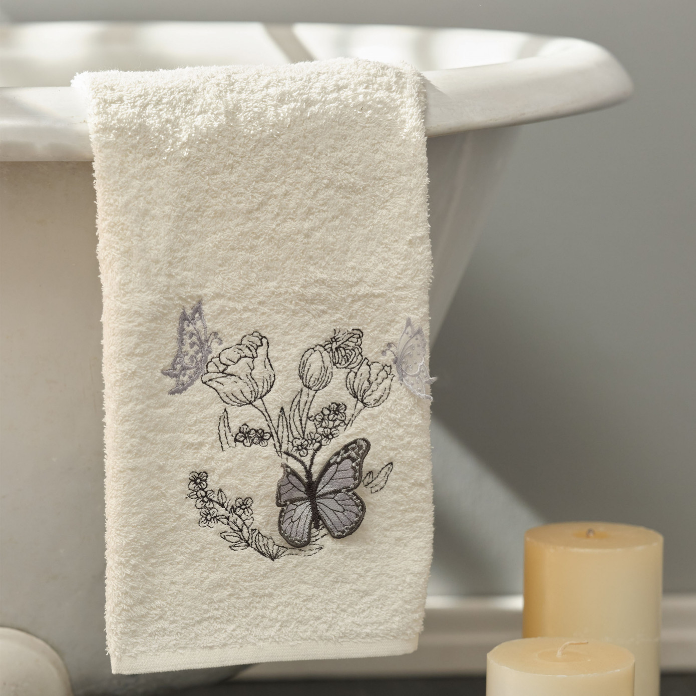 Karaca Home Butterfly 3D Embroidered Gray 6 Pcs Family Bathroom Set