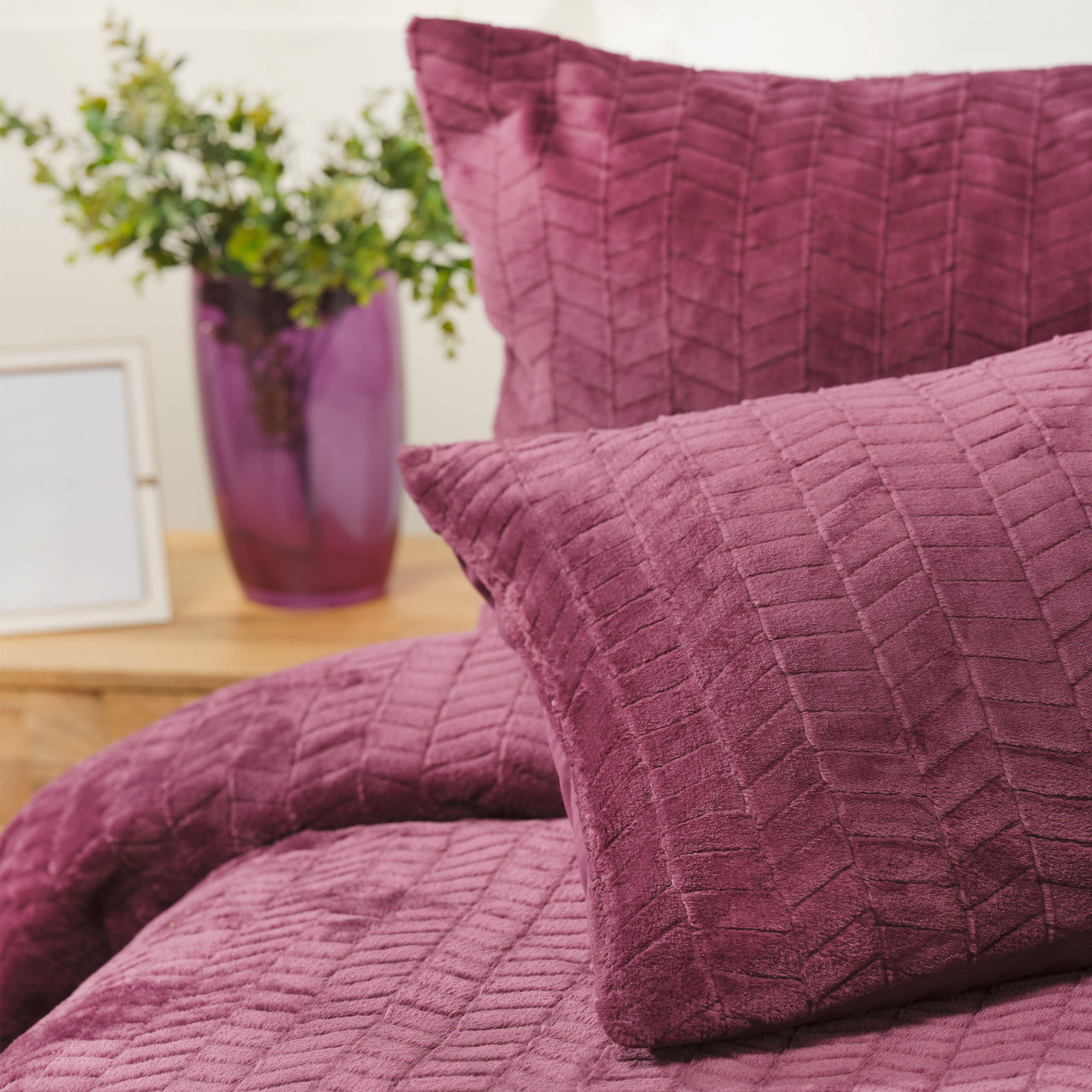 Karaca Home Rosie Plum Double Wellsoft Bedspread