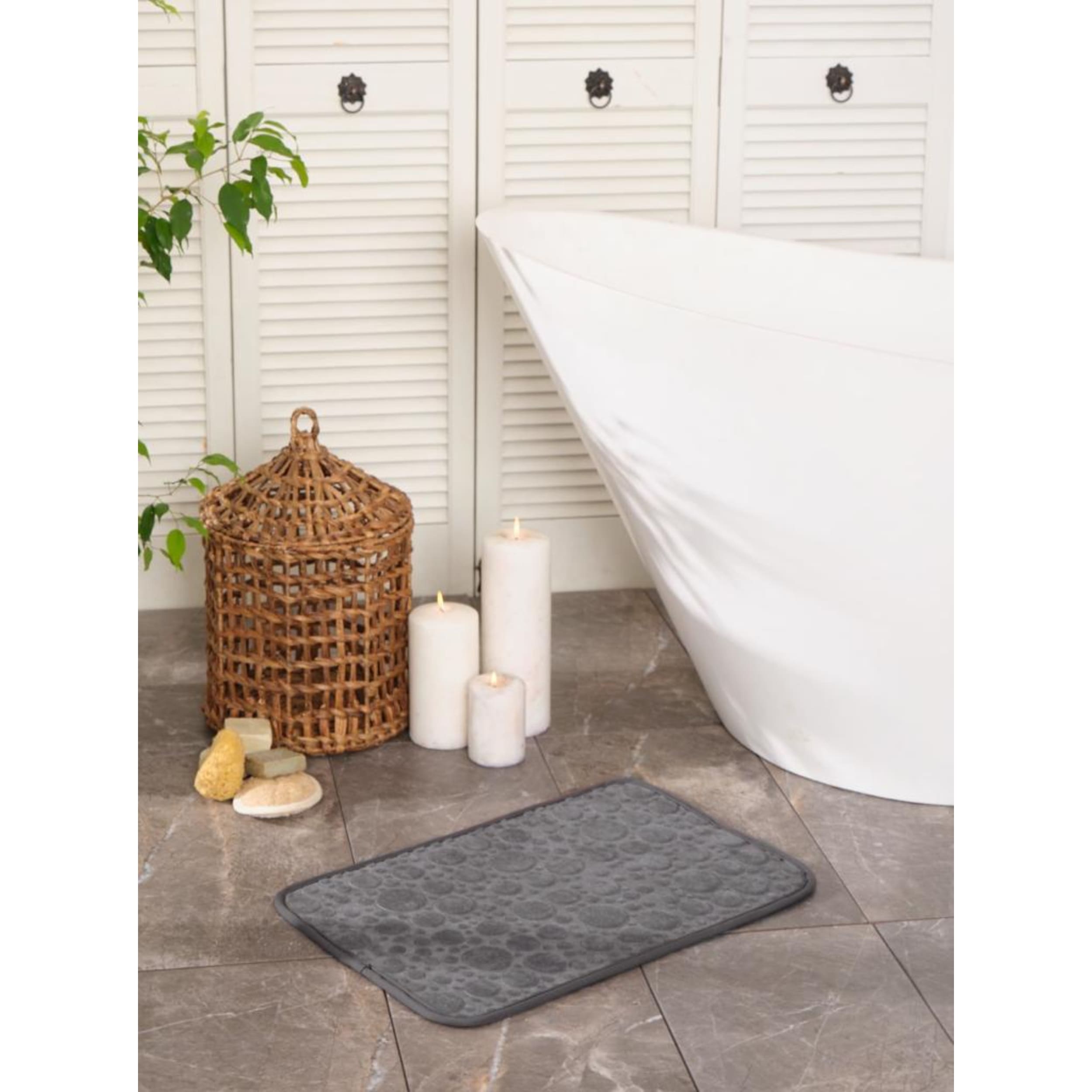 Sarah Anderson Pam Gray Bath Mat