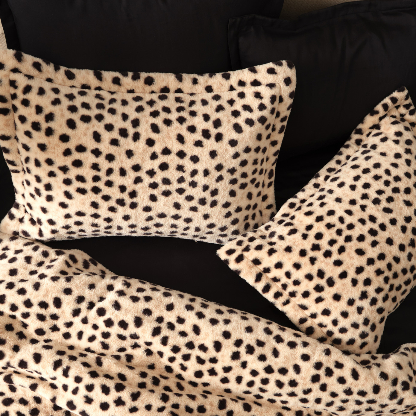 Karaca Home Fluffy Leopard Double Fur Bedspread