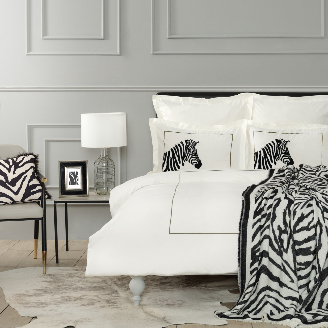 Karaca Home Zebra Black Double Jacquard Blanket