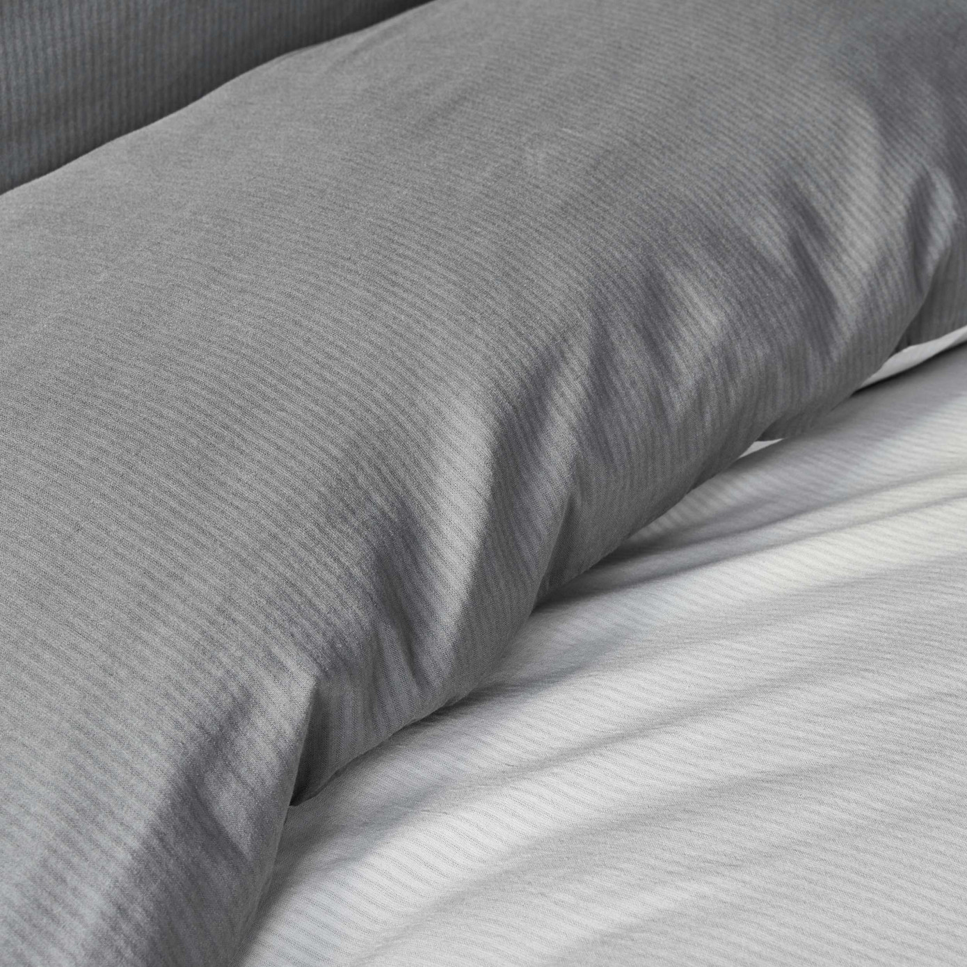 Nautica Home Bow Anthracite Gray Double Sided Double Duvet Cover Set