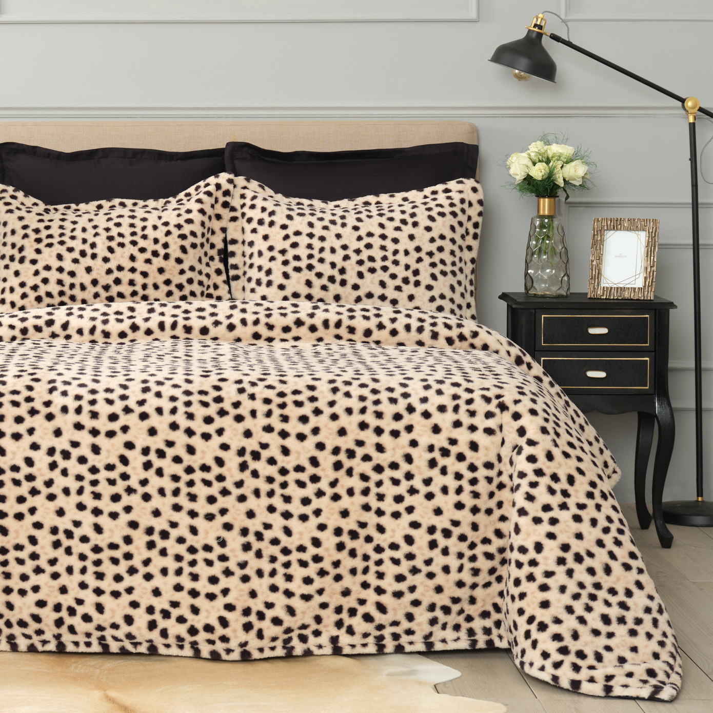 Karaca Home Fluffy Leopard Double Fur Bedspread